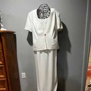 BEAUTIFUL GOWN & JACKET